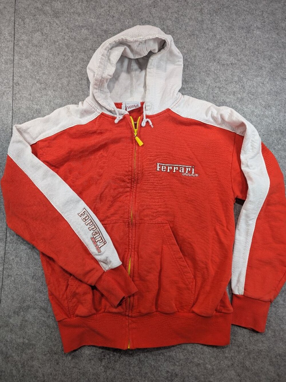 Vintage Ferrari Gear Official Licensed Zip Up Hoodie Sweatshirt Red White Mens L